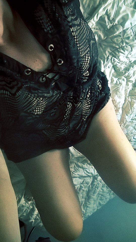 czas na relaks z prezencikiem od kolegi....w pupci - ParaPoznaPare2