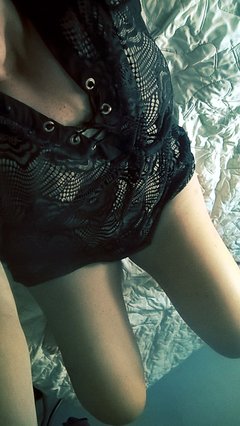 czas na relaks z prezencikiem od kolegi....w pupci