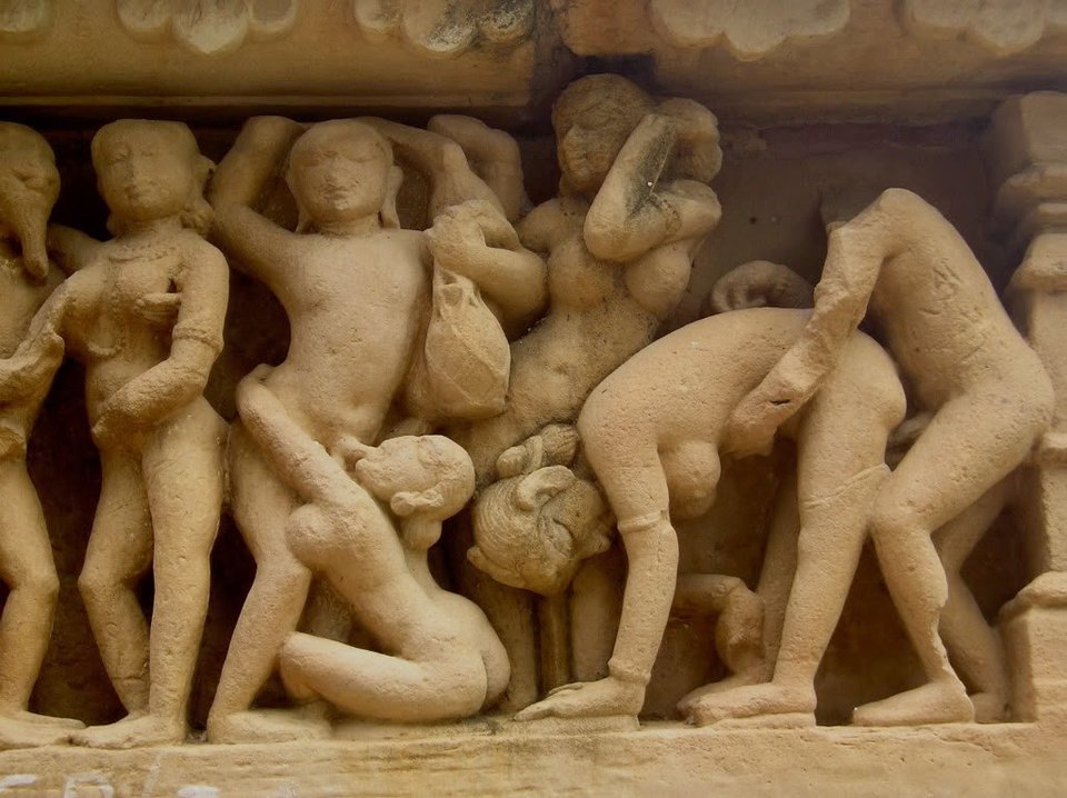 khajuraho-10.jpg - Devilion