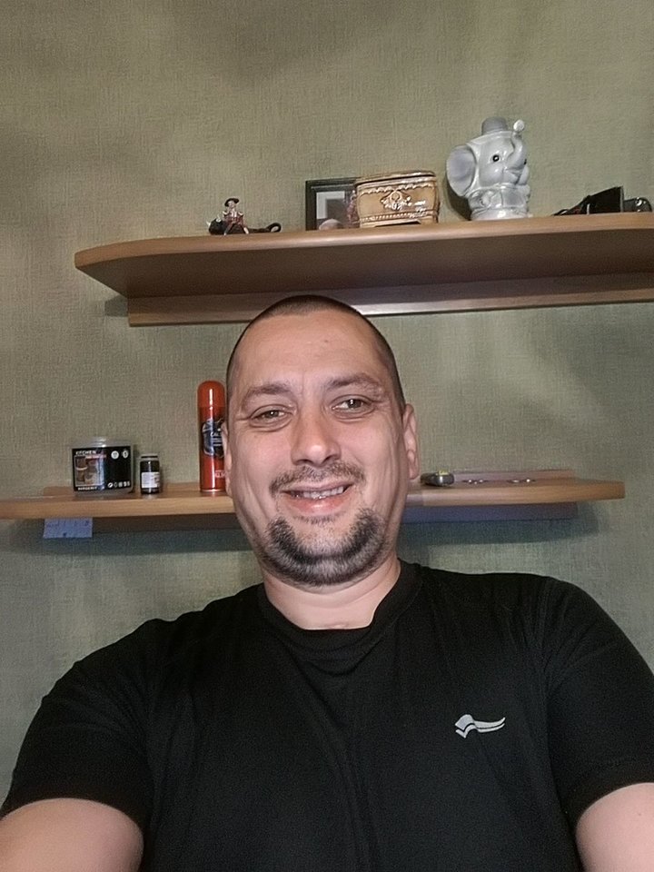 20116916_10209645202874596_1485627911165918642_o.jpg - barmanik