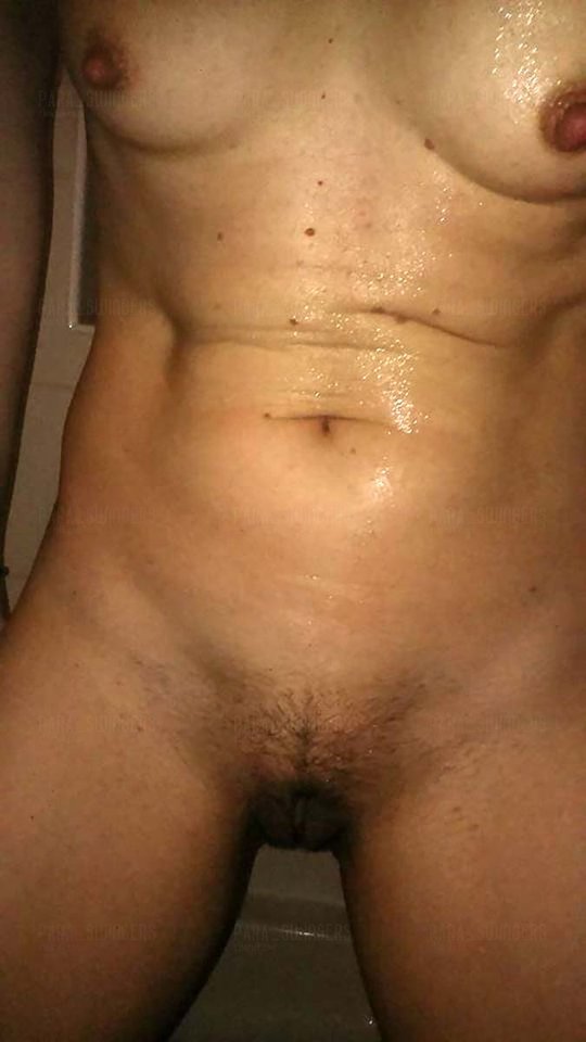 ...a może wspólny prysznic? - para_swingers