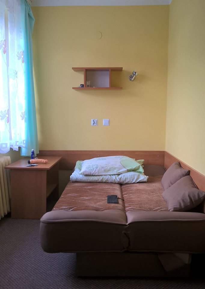 Mój wakacyjny pokoik. Pozdrawiam z mamą z wakacji w Wiśle. - jamo25