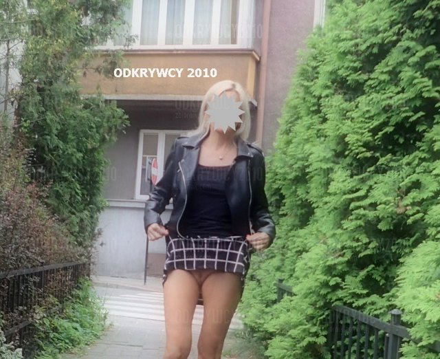 W pewnym miasteczku :) - Odkrywcy2010