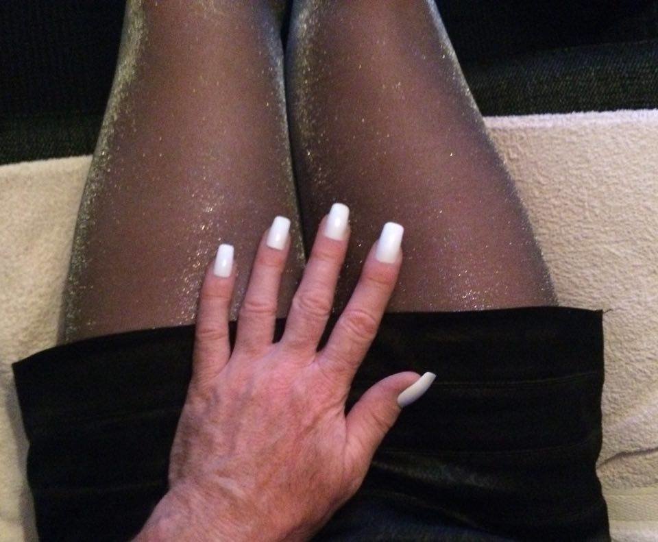 Nails0006.jpg - AlexandraTV