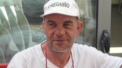 AULB9838.jpg