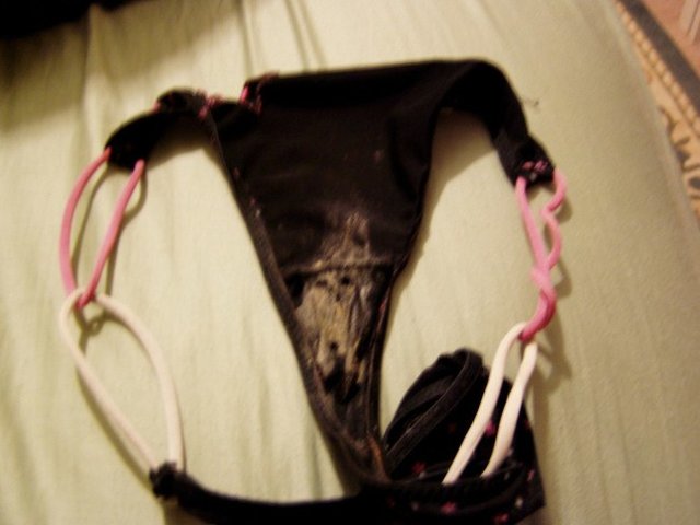 white-pussy-stains-panties-41.jpg - pawe16