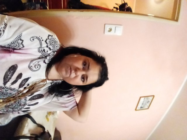 monisia121212
