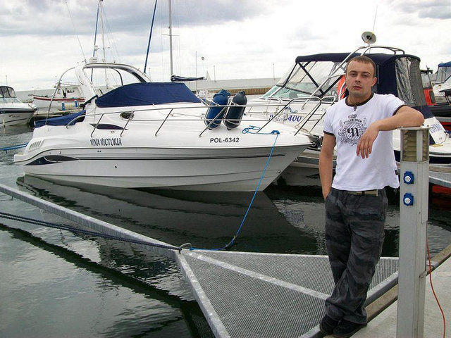 83309678_800_s.1404669259.jpg - fikcja3