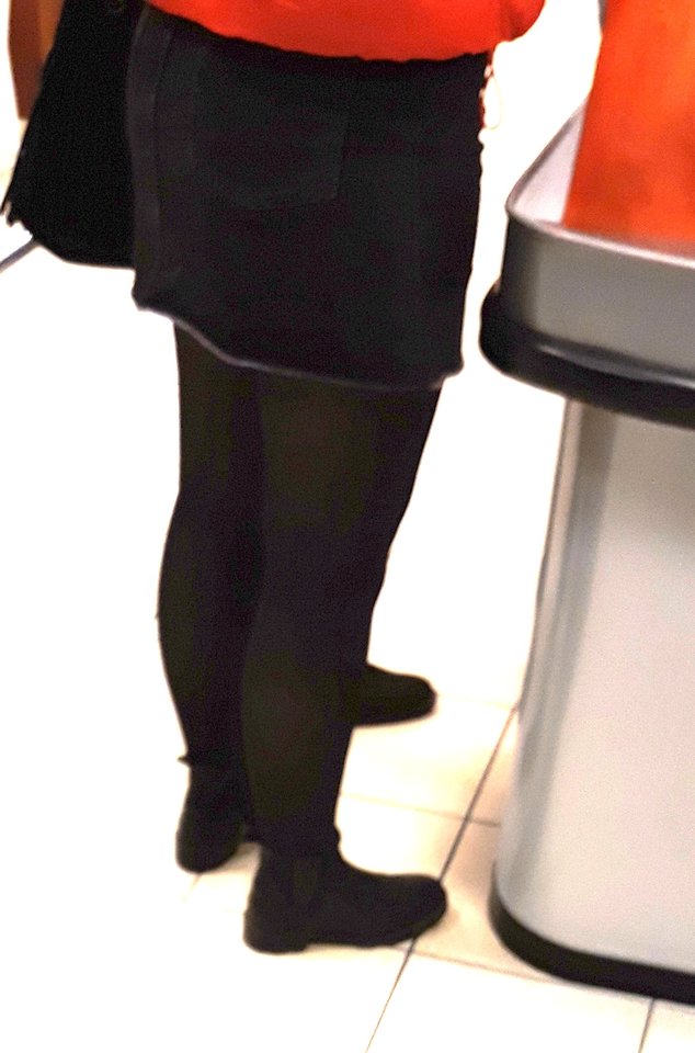 201711099cz.jpg - AGALA