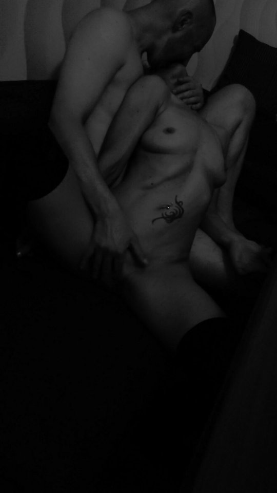 Na czarno-biało :) - NieprzyzwoitaPara