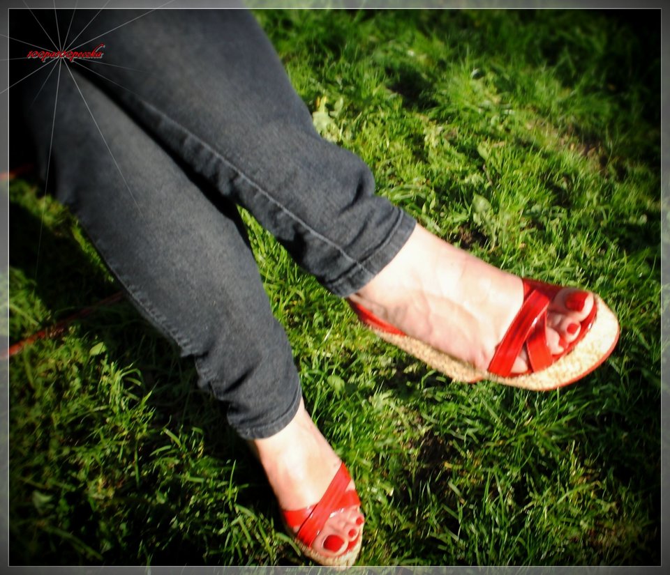 Czerwone Koturny  97 - 100pa100peczka