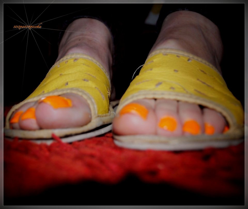 Żółte kapcie 36 - 100pa100peczka