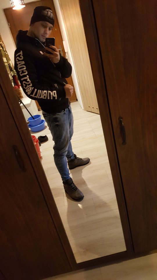 20180210_163956.jpg - Robert22cm