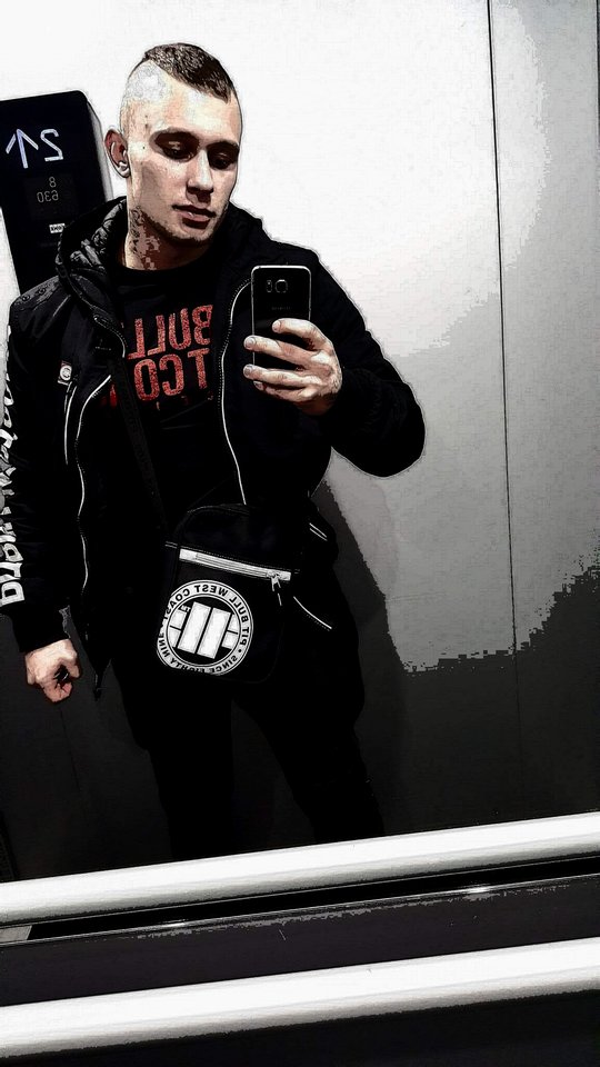 20180107_214532.jpg - Robert22cm