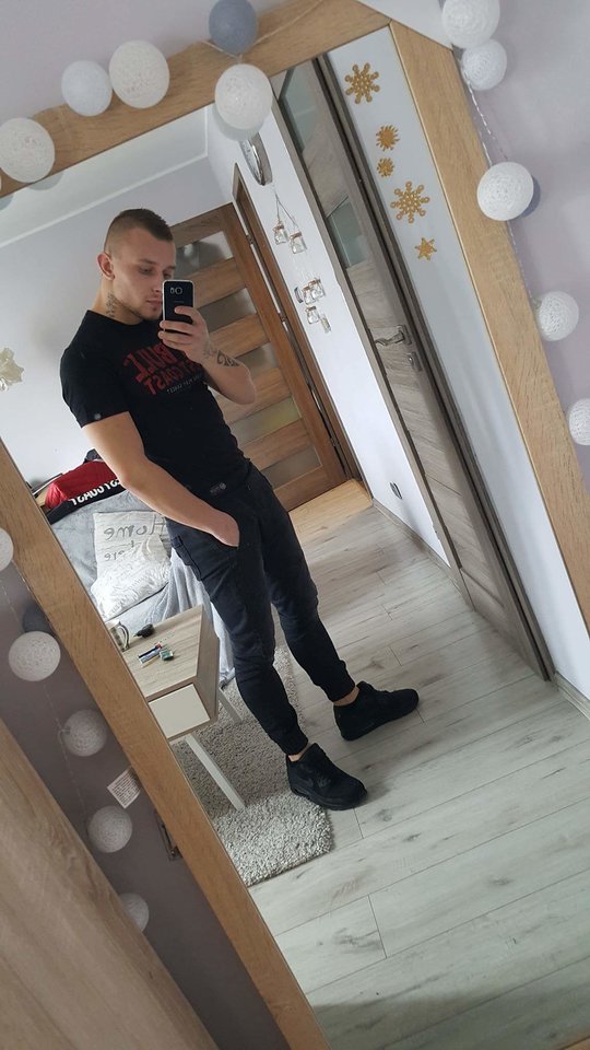 received_1970510649878110.jpeg - Robert22cm