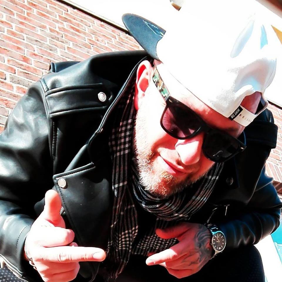 29356850_157270881625783_2415015691989024768_n.jpg - LS39