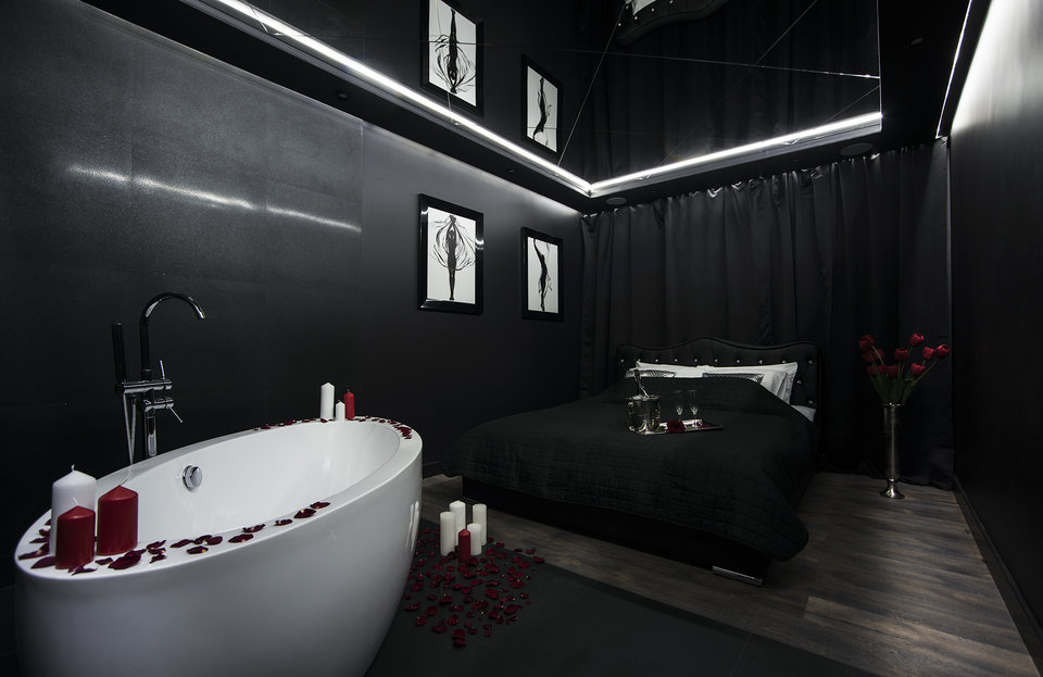 DSC_9570.jpg - HushHushh