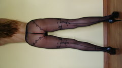 Chcę oglądać Twoje nogi.