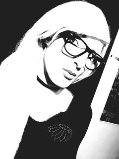 Lubie black and white AND HARD