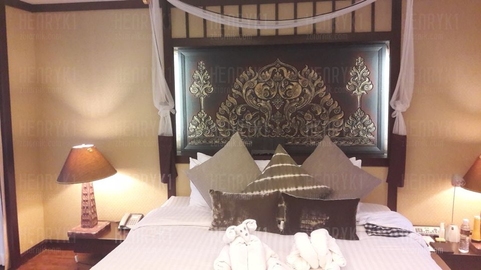 f1aa904a-2be1-40a4-bd48-861b482fc79d.jpg - Henryk1