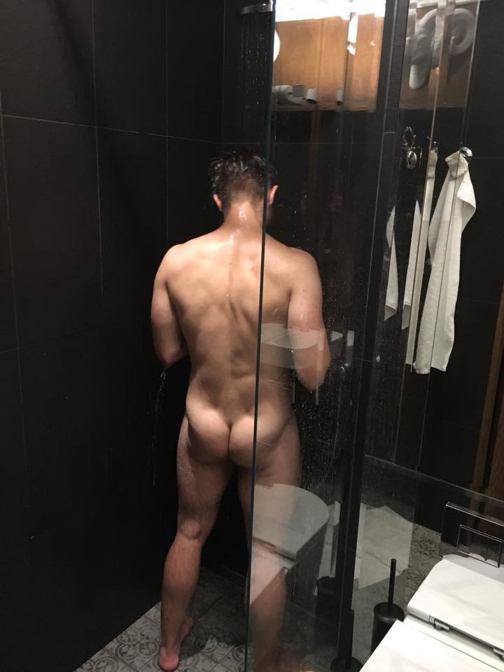 34383462_10212308591050108_5643187247093121024_n.jpg - alice96