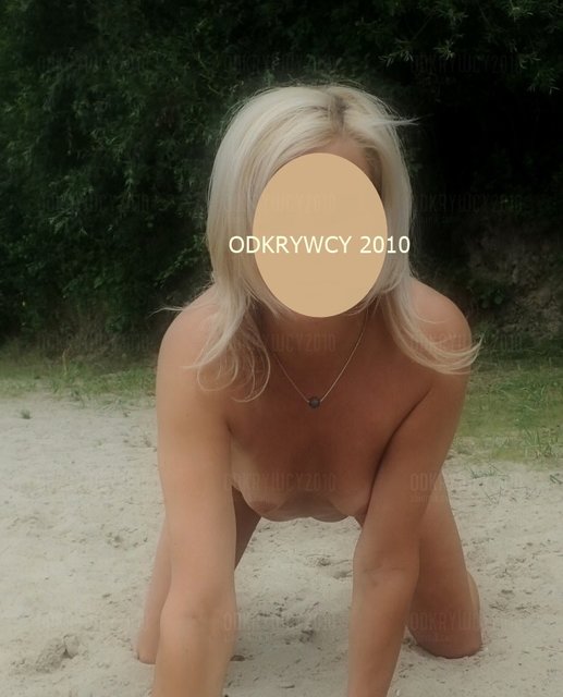 Kociak na plaży ....:) - Odkrywcy2010