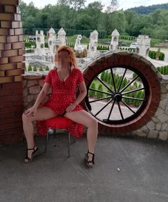 ktoś chętny na spacerek ze mną?