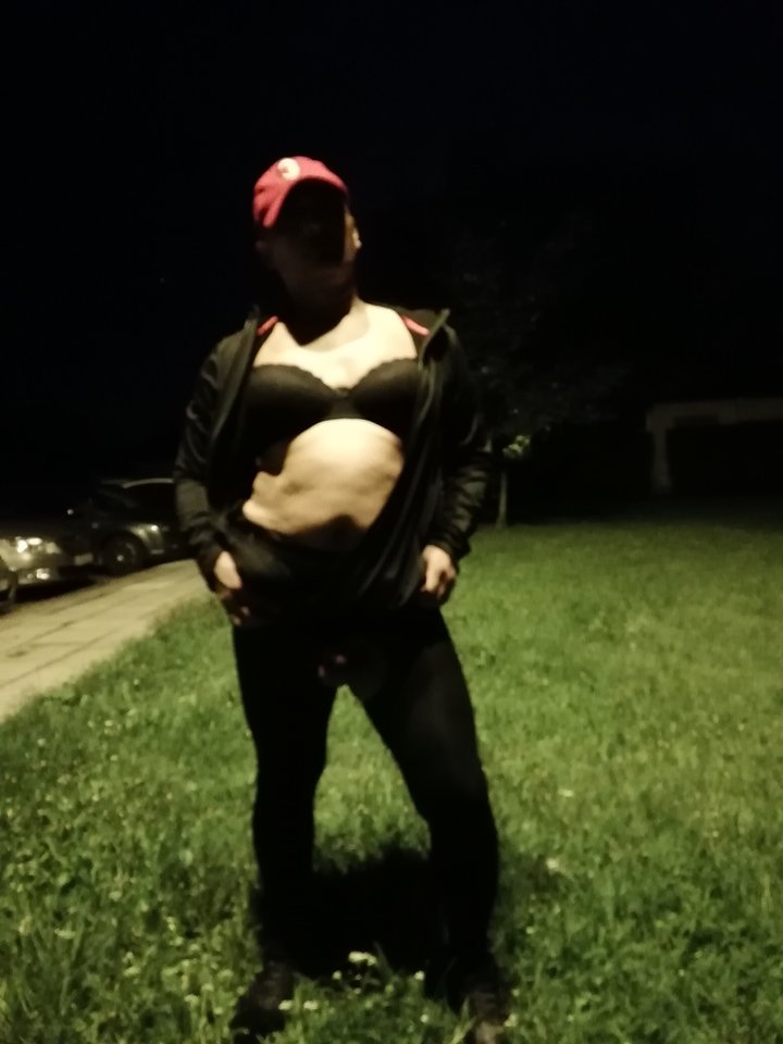 IMG_20180726_001630.jpg - lickemydick