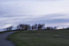 za czym kolejka ta stoi...