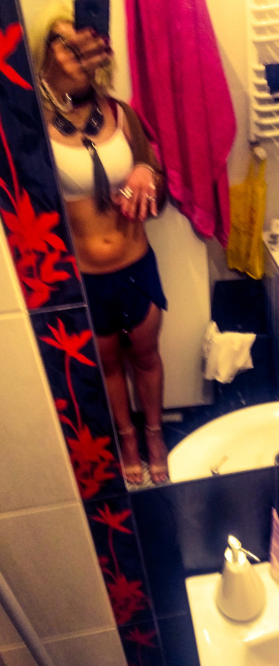 PSX_20180810_043050.jpg - PaulinaTransPaulaTv