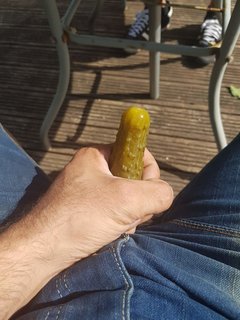 Zakisimy ogóra, mała?