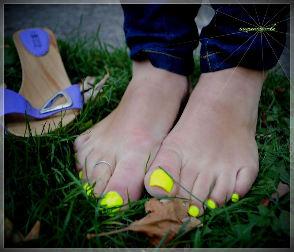 Neon Yellow #71 - 100pa100peczka