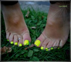 Neon Yellow #73