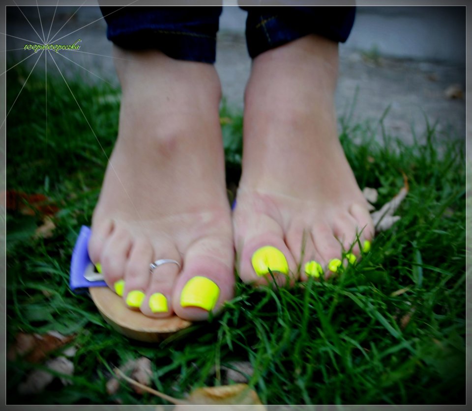 Neon Yellow #75 - 100pa100peczka