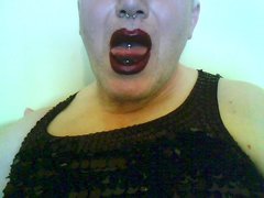 Czy te usta zasługują na kutasa?.