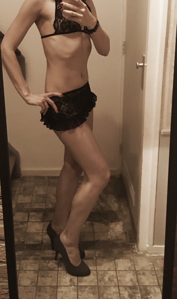 4482CC36-AD1E-4C20-A822-D733BBD62F68.jpeg - HornyBitch2929