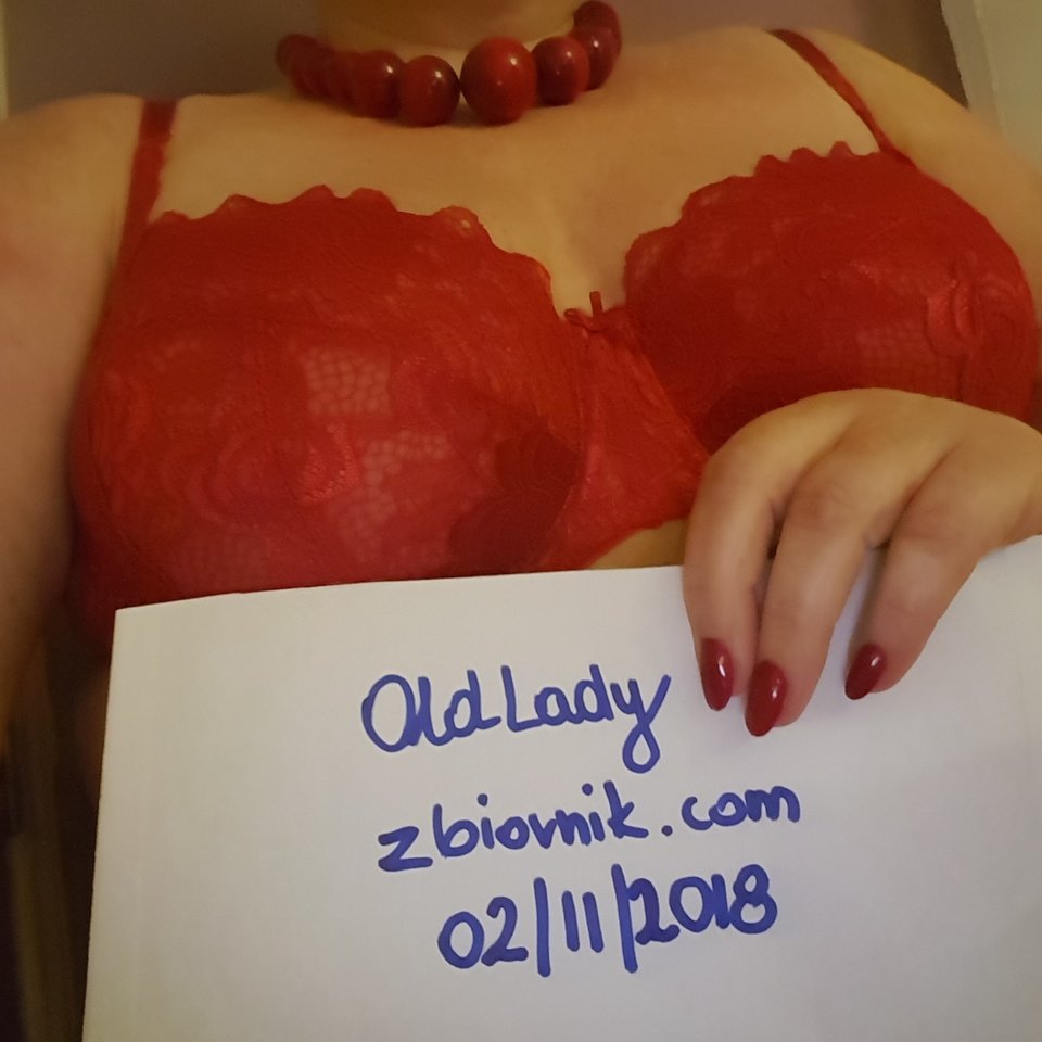 20181102_224416.jpg - OldLady
