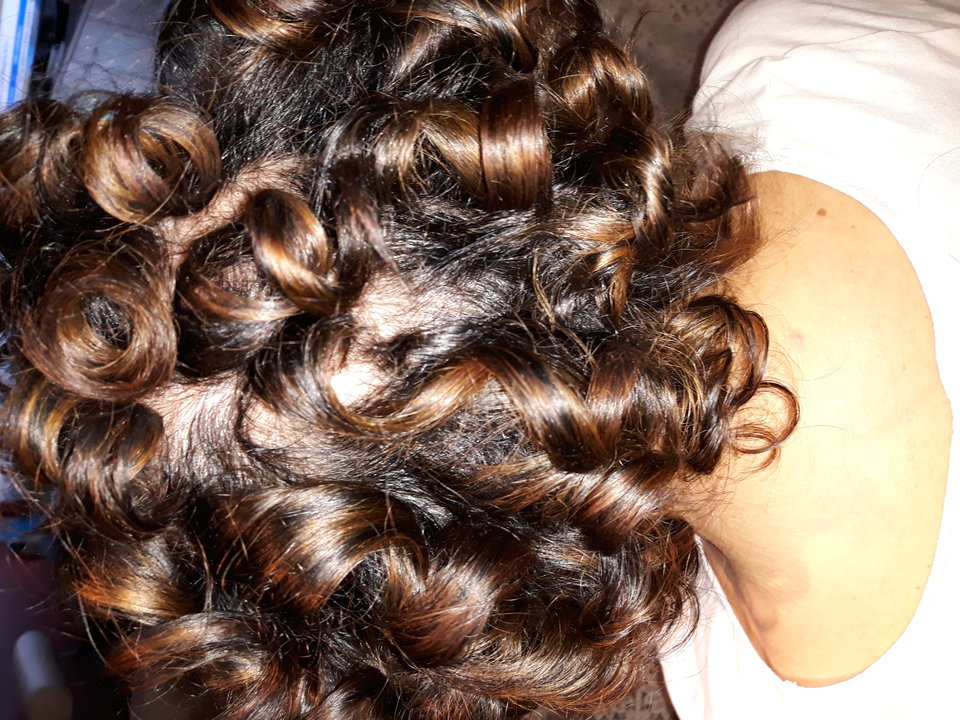 Przygotowanie fryzury na wieczór.jpg - gosc3242