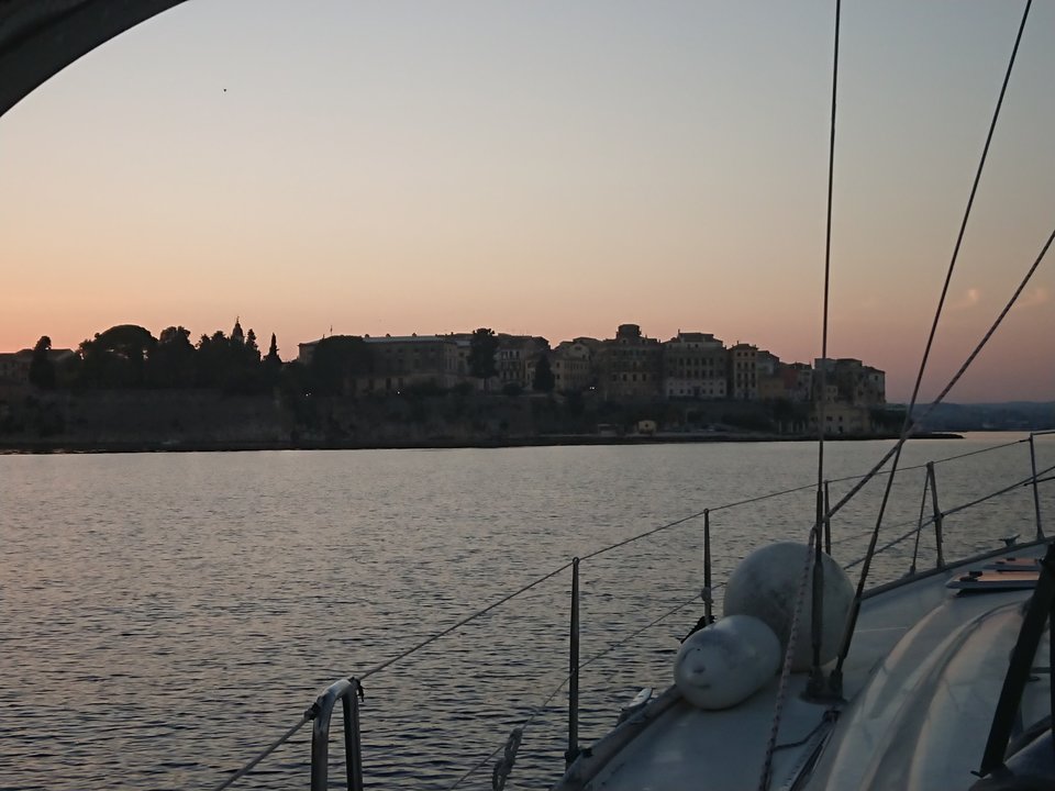 DSC_0195.JPG - GGardnek