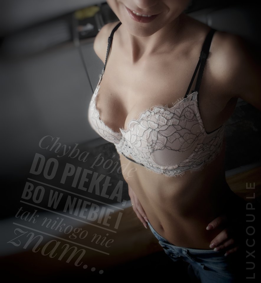 DSC_0831-01.jpeg - LuxCouple