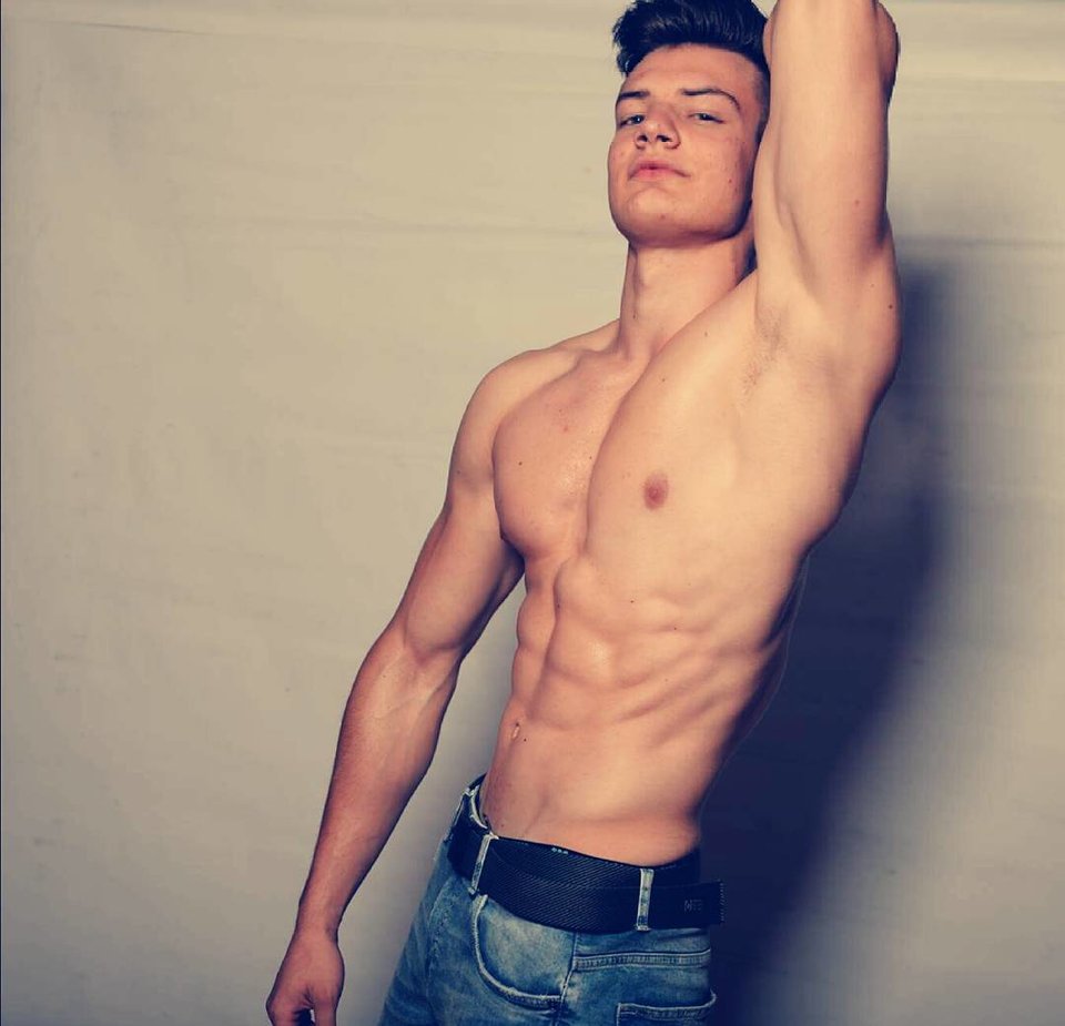 558a23f99d6da01a2944a3ce9c31e2a3.jpg - Seksiaknatan96