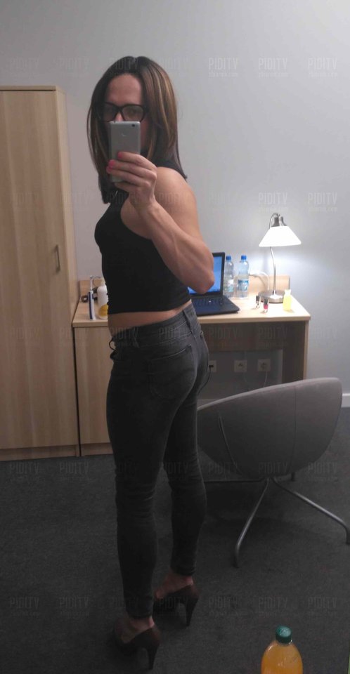 I jak tyłeczek? - piditv