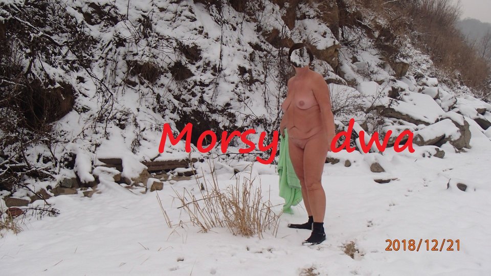 1 zimowa kąpiel ! - Morsy_dwa