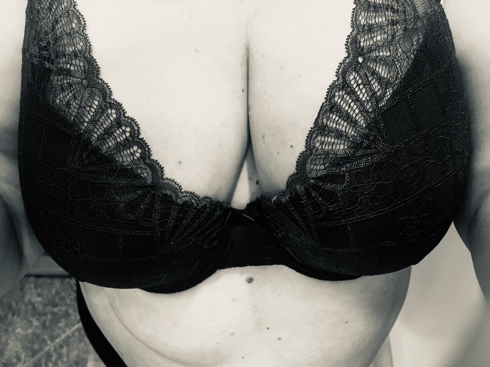 5D258E67-140C-4B2D-B385-C1E0B7B121D4.jpeg - bmy