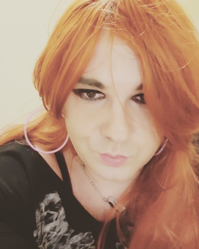 od teraz juz prawie zawsze ruda :P - Sunia_trans_Agunia