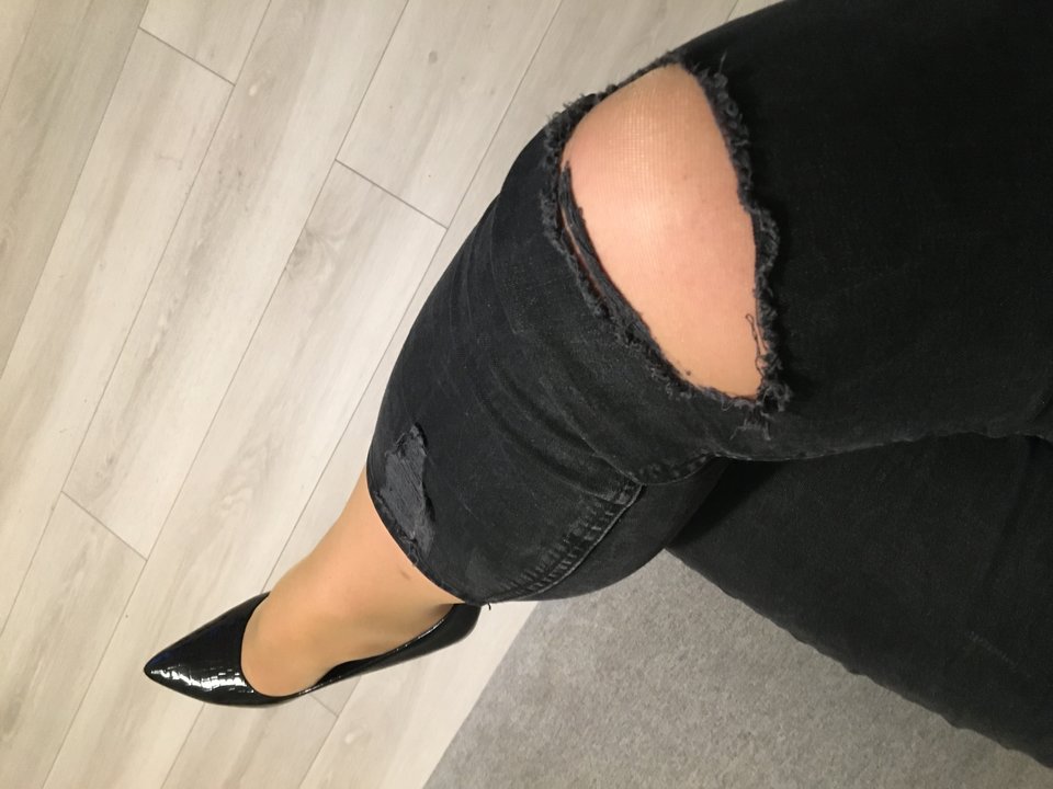 Czerń, szpilki i odrobina buntu — cała ja. 🖤 - PaulinaCD