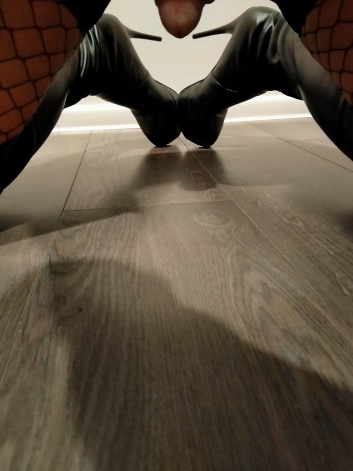 2019-12-16 21.04.48.jpg - MartinkaCross