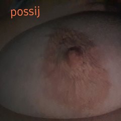 Pomarszczona brodawka i twardy...