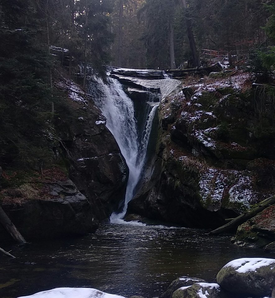 1577537625353_adobe.jpg - wow76