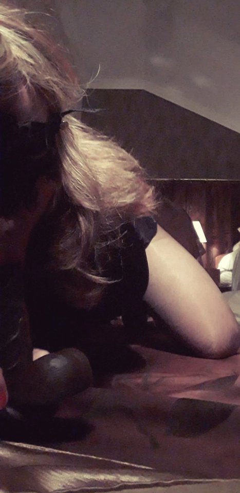 Nieśmiało... - MoniczkaKrk